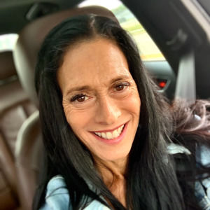 Meet your Posher, Faythe